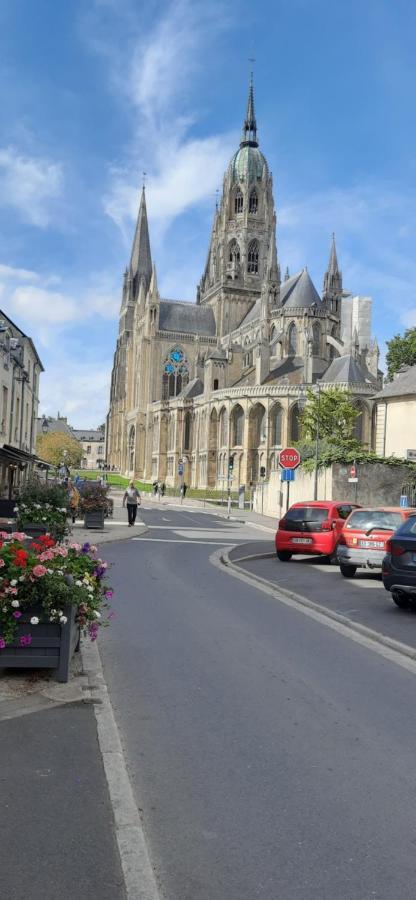 Le P'Tit Croissant Lejlighed Bayeux Eksteriør billede